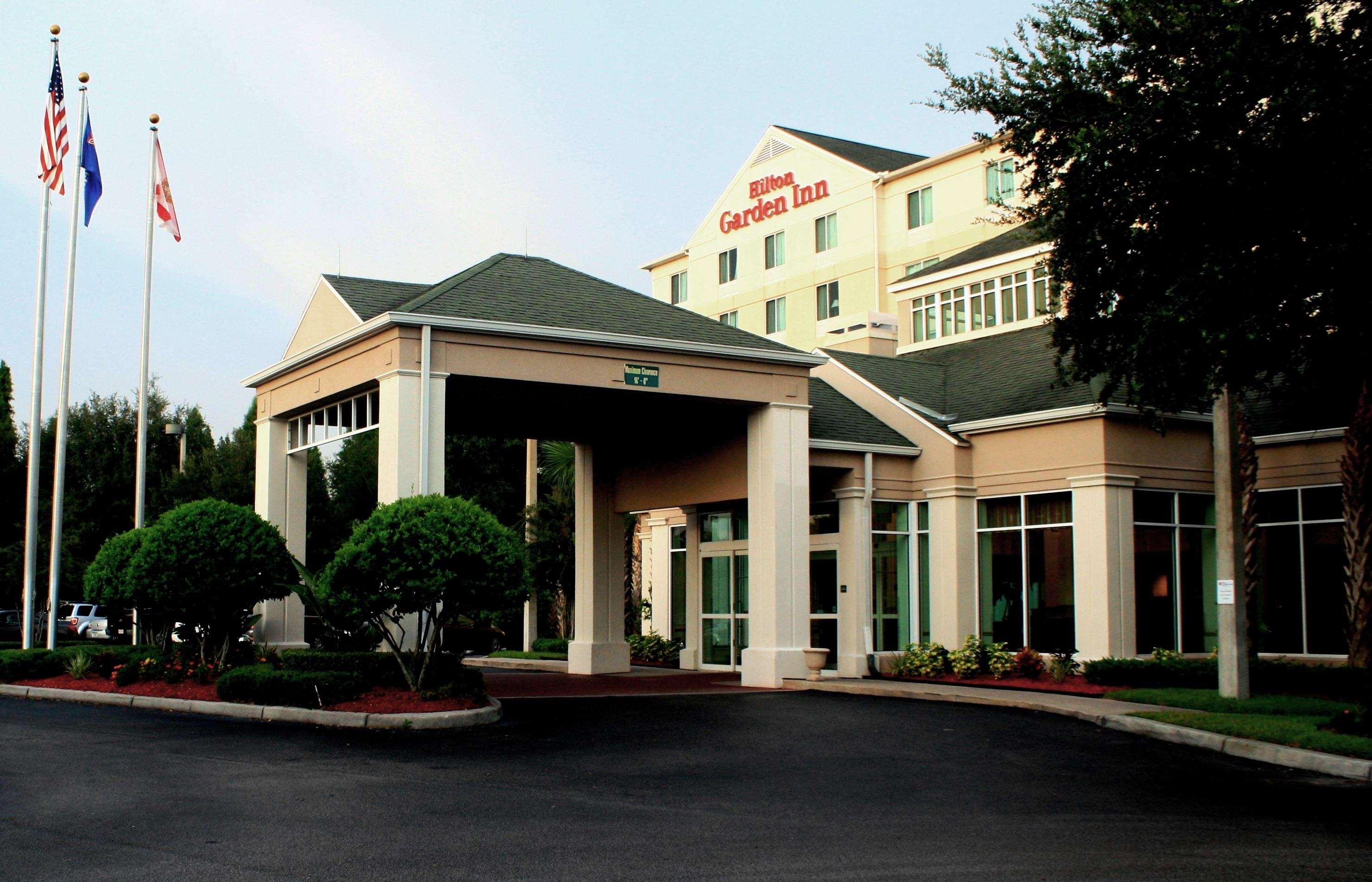 Hilton Garden Inn Tampa North Temple Terrace Exterior photo